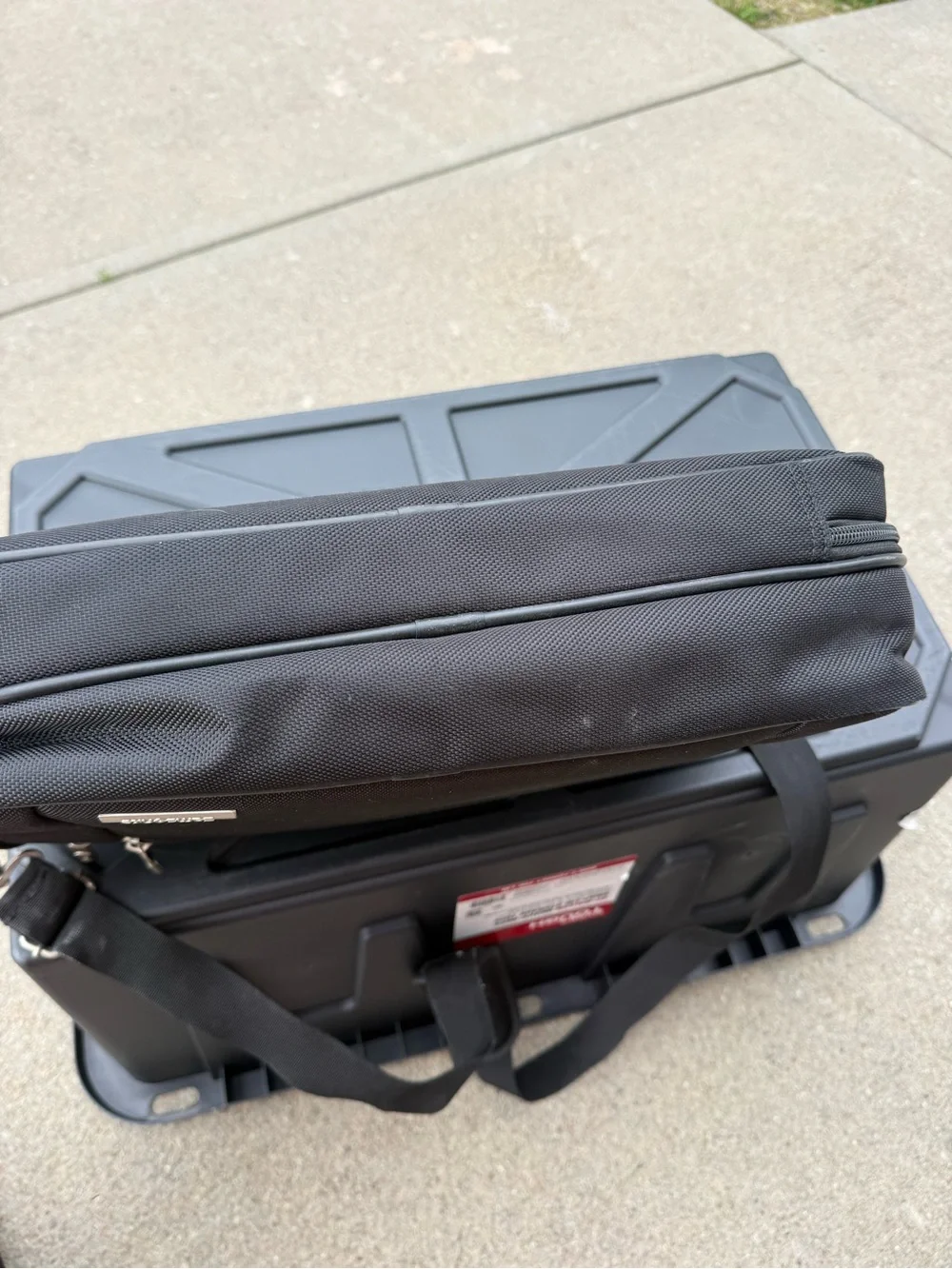 Samsonite Classic 3 Gusset Large Toploader Black Non-Wheeled Briefcase Travel